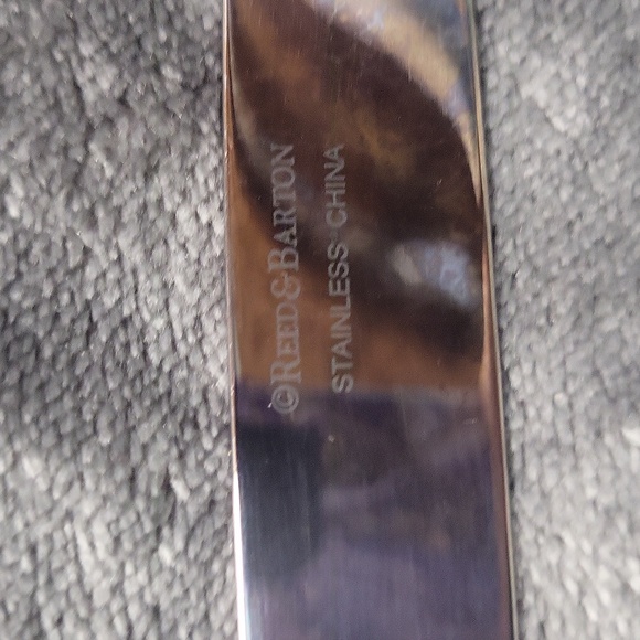 2 pc Reed & Barton Lyndon carving set knife double fork stainless China utensils - Picture 3 of 4